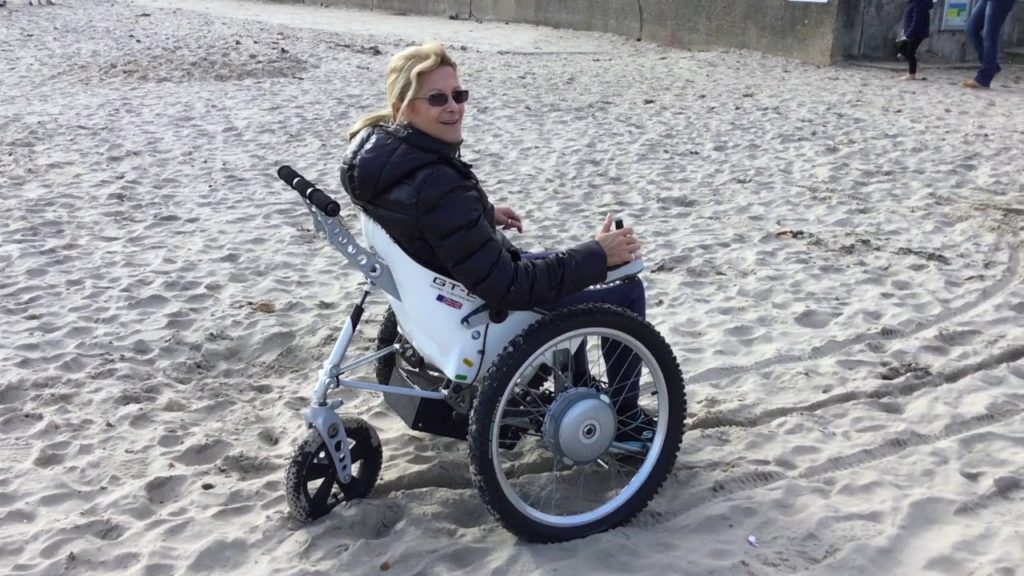 Trekinetic on the beach