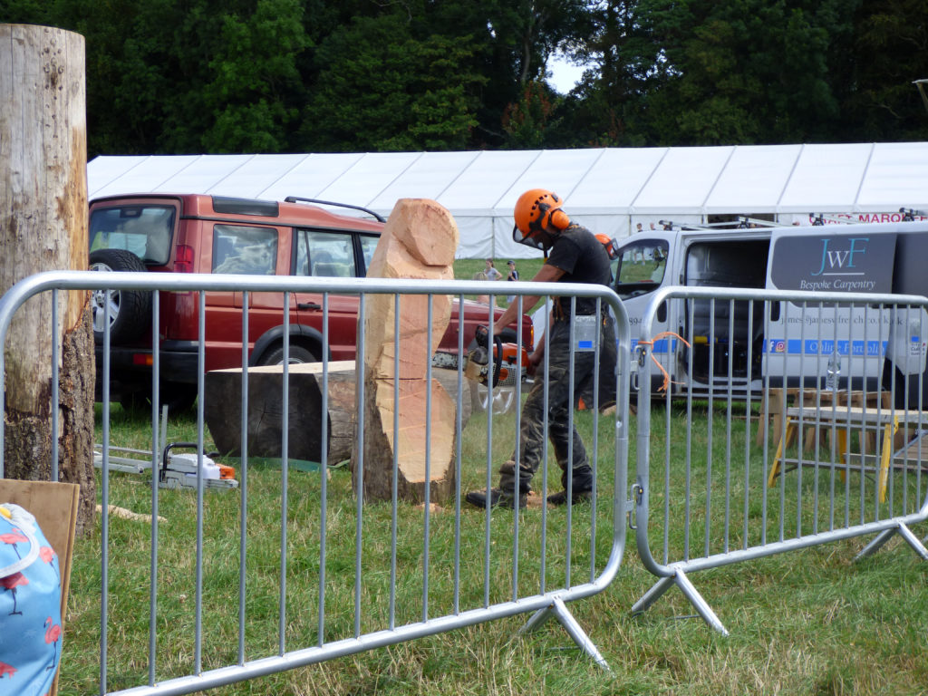 Totnes Show 2019. Chain saw carving.