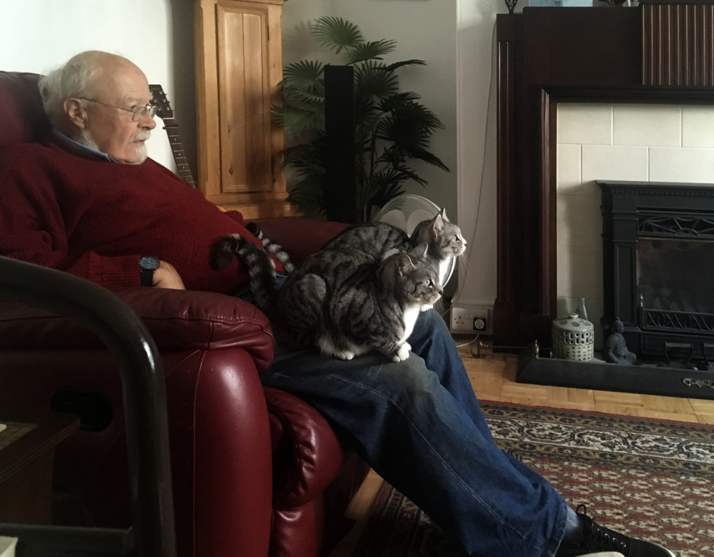 Lily and Ruby watching TV