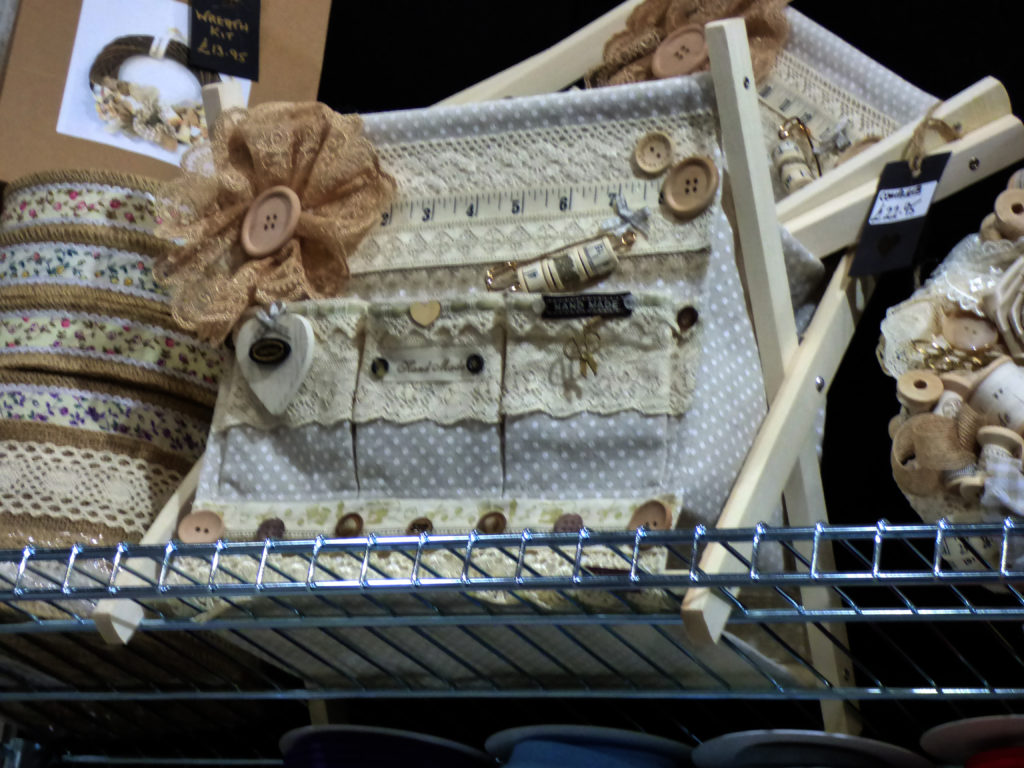 TeePee Crafts: Sewing caddy