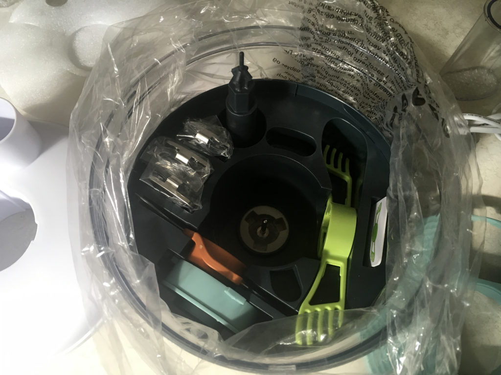 Unboxing new food processor - storage of accessories