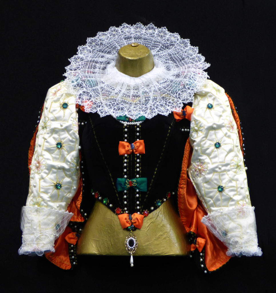 Dress of Elizabeth 1 embroidery