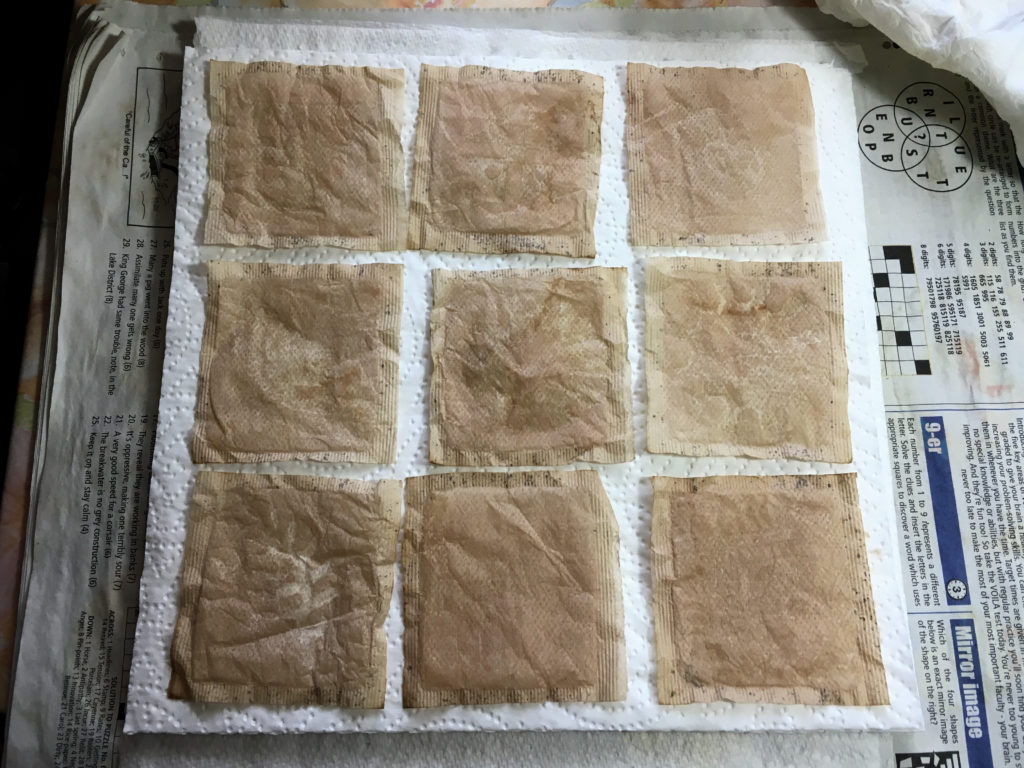 Teabags printed with thin bleach