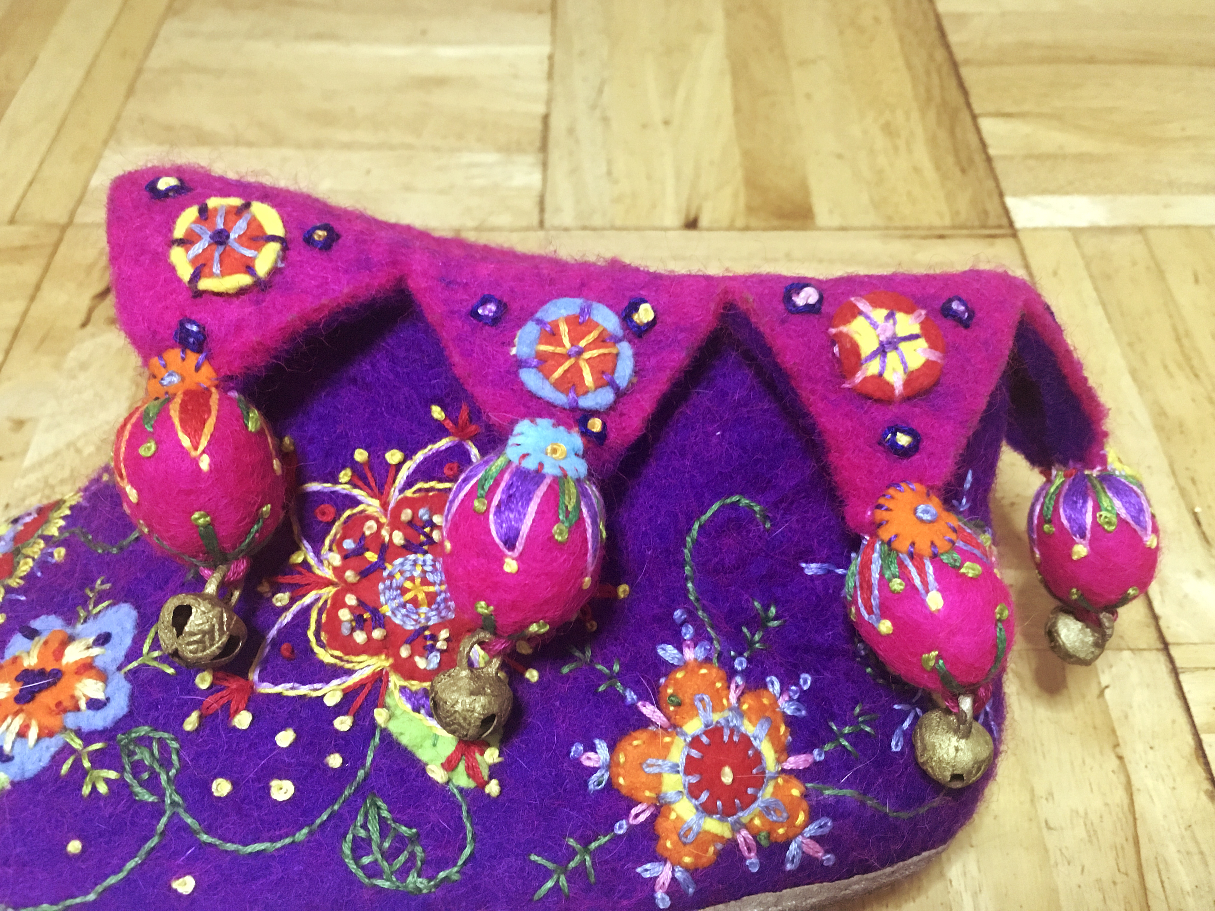 Read more about the article WOYWW 542 Slippers Complete, and a New Car