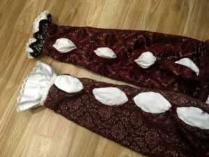 Read more about the article Tudor Gown Part 4: The Sleeves