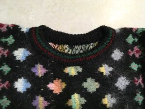Read more about the article WOYWW 575 – More Knitting and Knives, Kitties but no Karnage this week (thank goodness!)