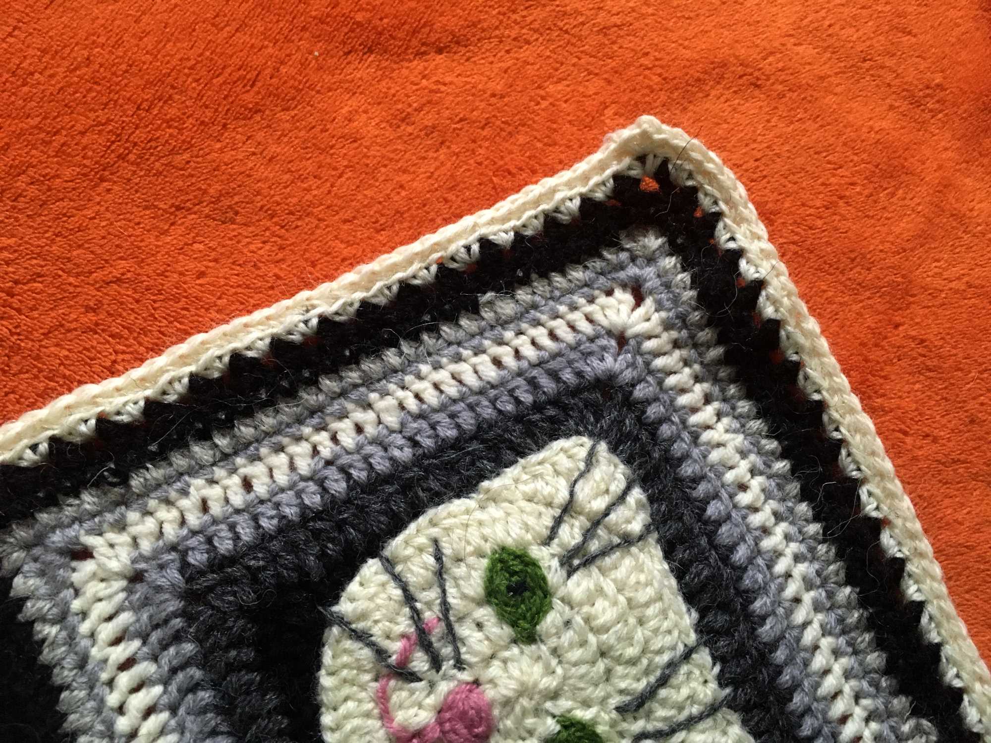 Read more about the article WOYWW 623 Borderline Blanket, Kitty Attack, Non-Pants Pants, and Shoshi’s all Souped Up