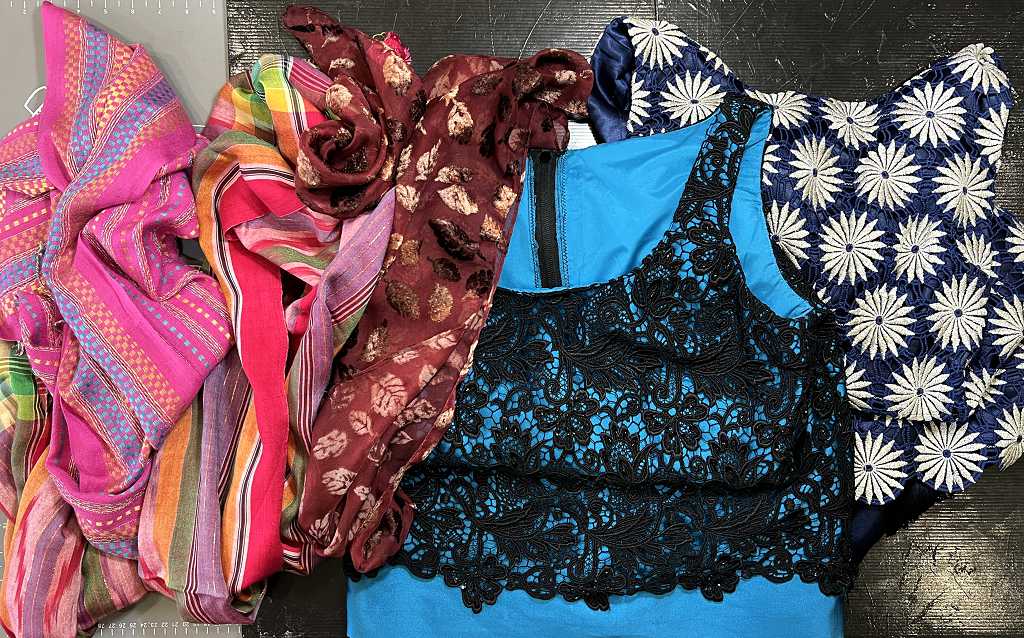 Read more about the article A Fun Shopping Trip, Picture Framing, Walk-In Pantry Revisited, and a Missing Diamond Found