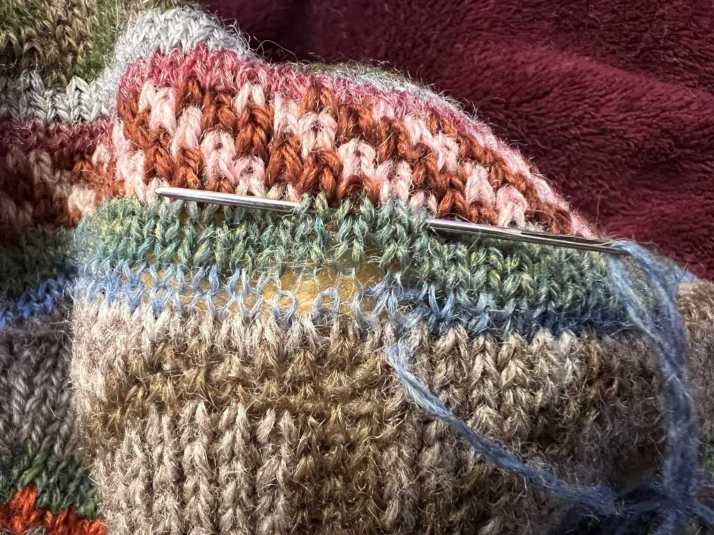 Read more about the article Mending a Favourite Jumper with Swiss Darning