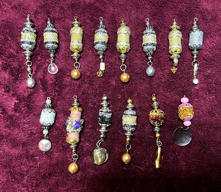 Read more about the article Ribbon Bead Dangles