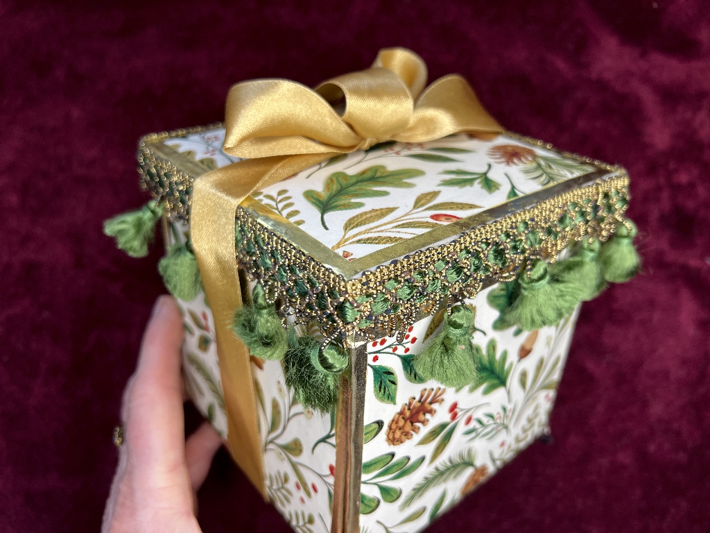 Read more about the article A Box of Delights