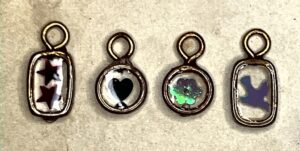 Read more about the article Experiments with UV Resin and Some Tiny Charms