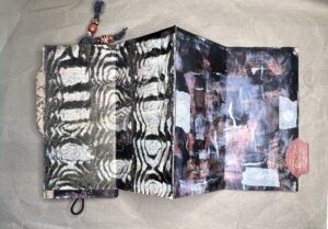Read more about the article Double Tri-Fold Junk Mail Folio Part 3 – Adding a Quadri-Fold!