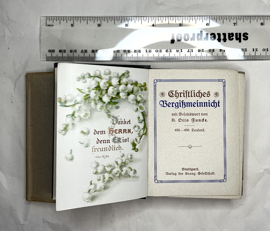 You are currently viewing Vintage German Books